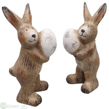 Hase S/2, 12.5x9.8x26.1 cm